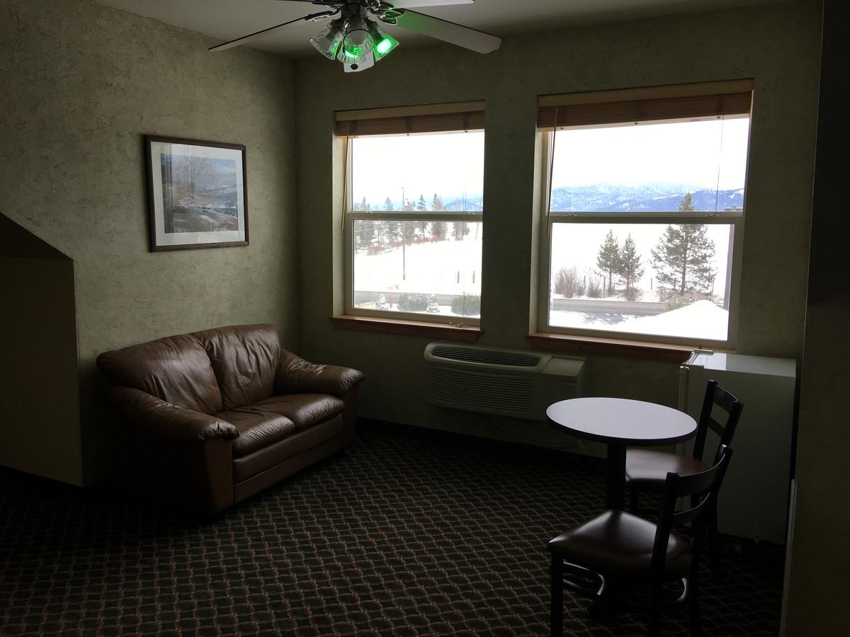 Boulder Creek Inn Donnelly ภายนอก รูปภาพ