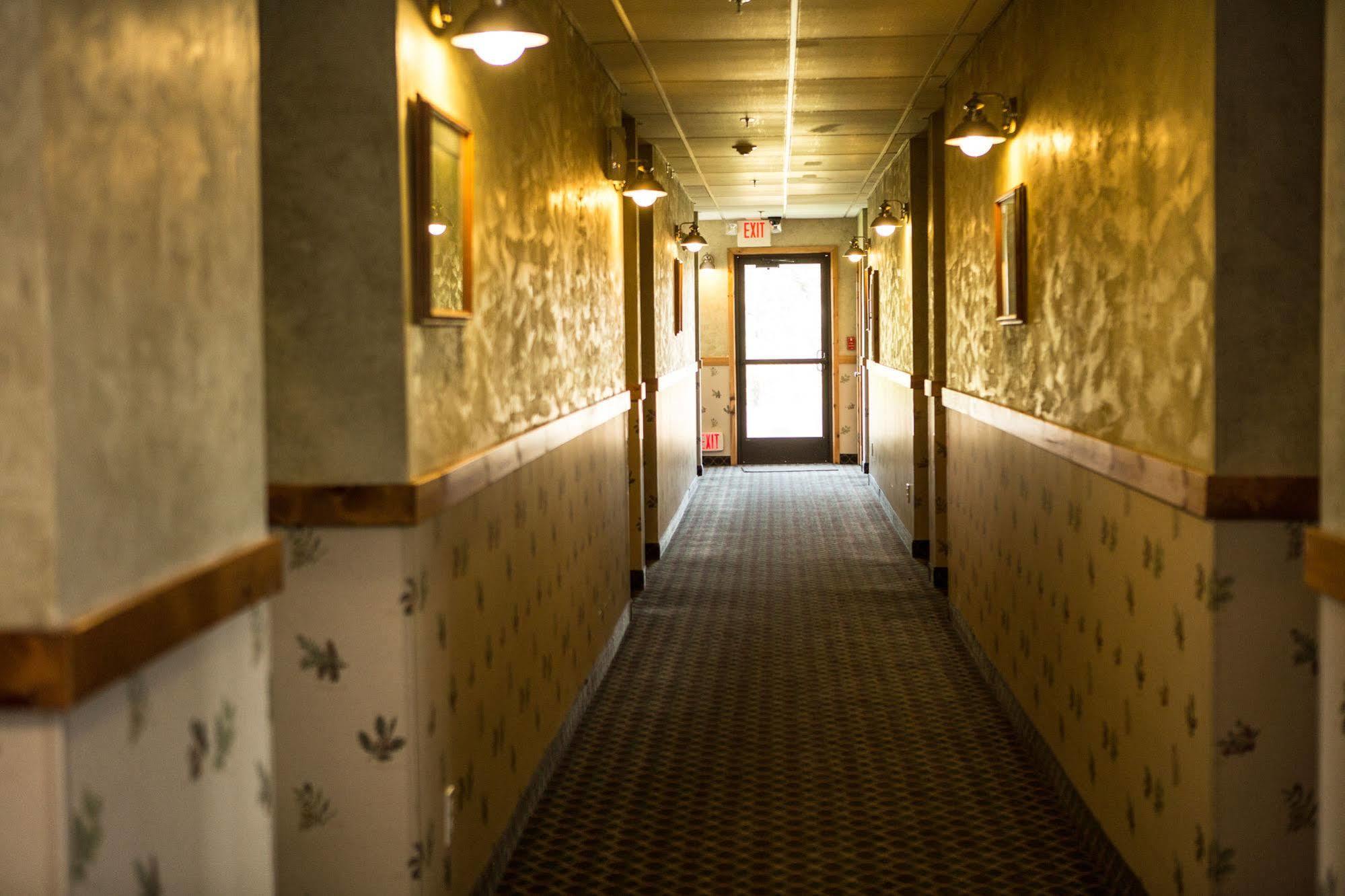 Boulder Creek Inn Donnelly ภายนอก รูปภาพ